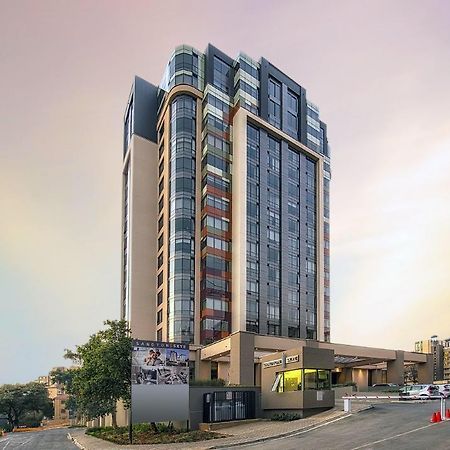 Luxury @ Sandton Skye Johannesburg Luaran gambar