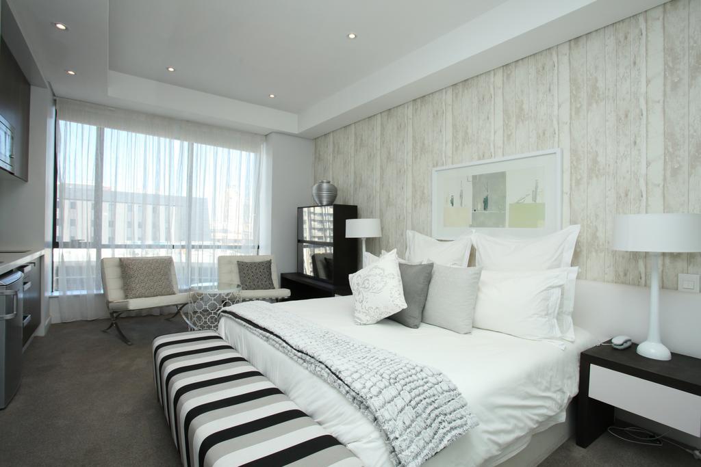 Luxury @ Sandton Skye Johannesburg Luaran gambar